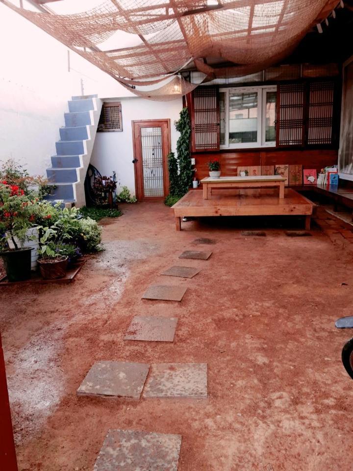 Yujeong Hanok Guesthouse Mokpo Exteriér fotografie